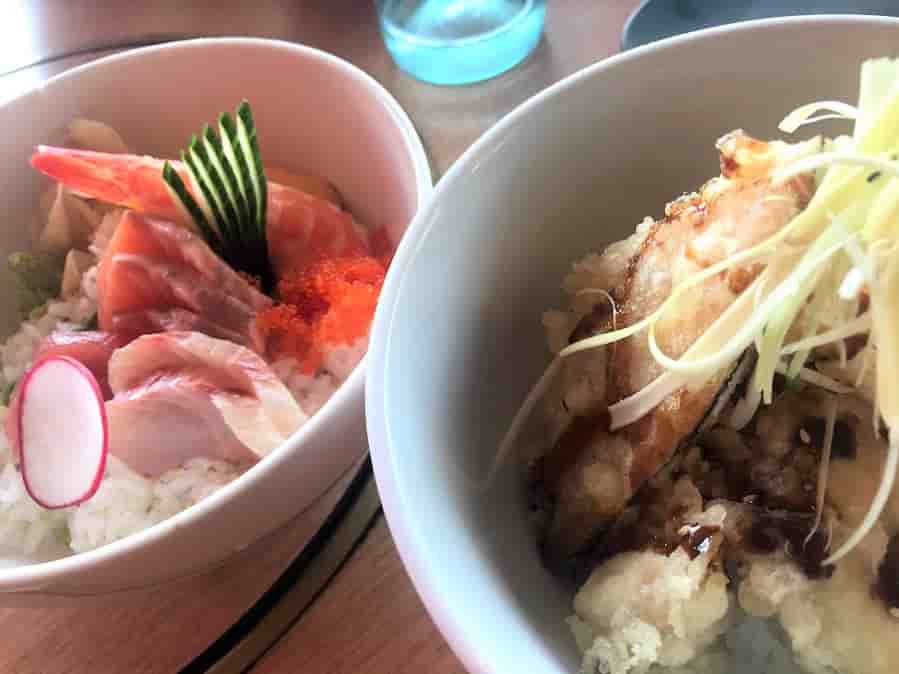 sakana で食べたランチのちらし寿司と天丼