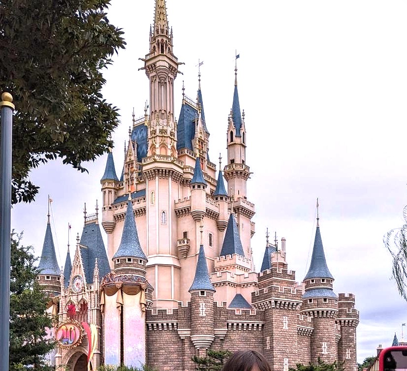 東京ディズニーランドのシンデレラ城